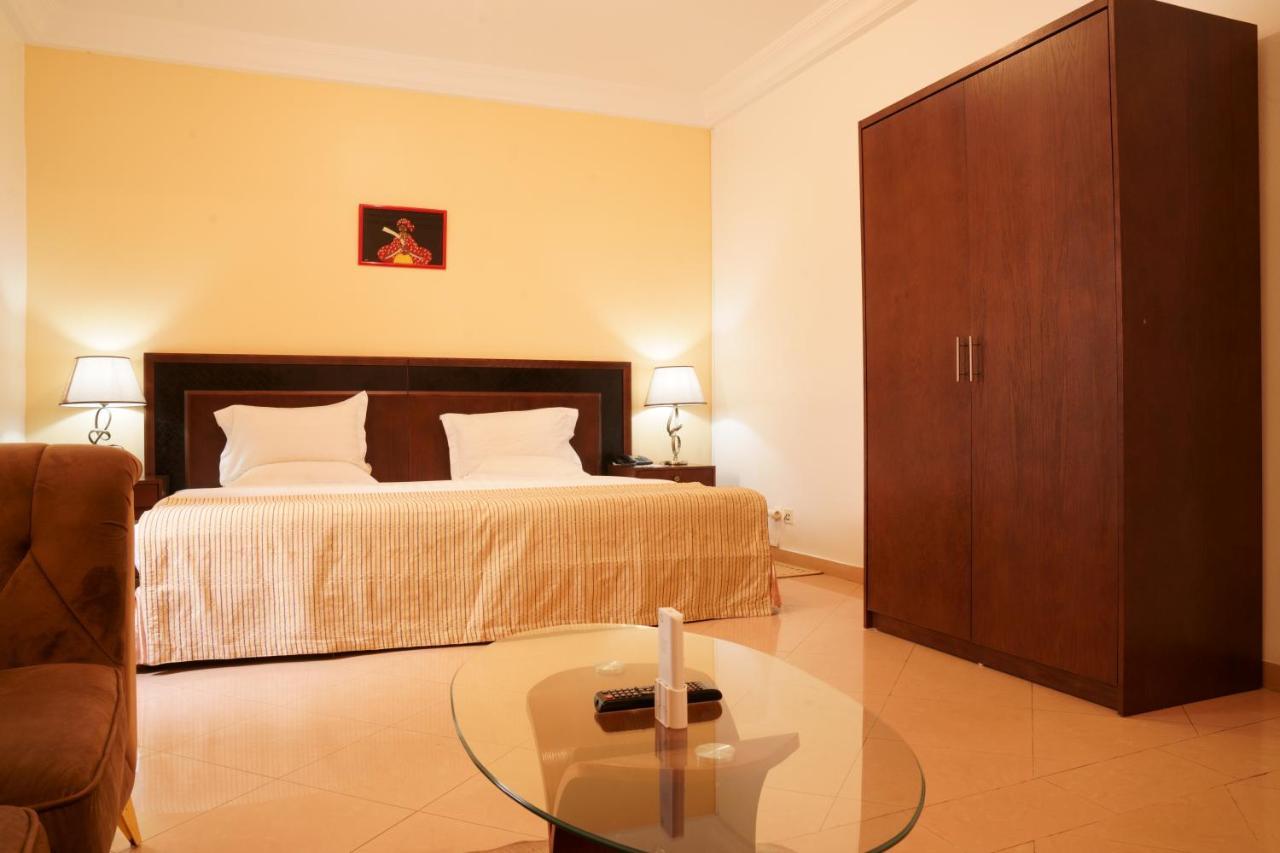 Hotel Le Feto Dakar Exterior foto